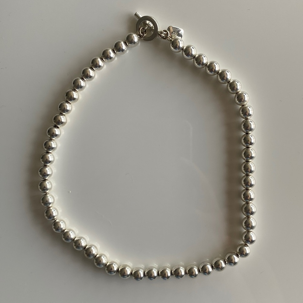 Silver bead necklace